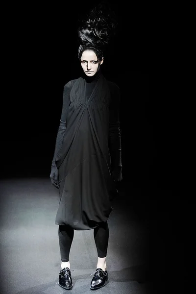 Look 24